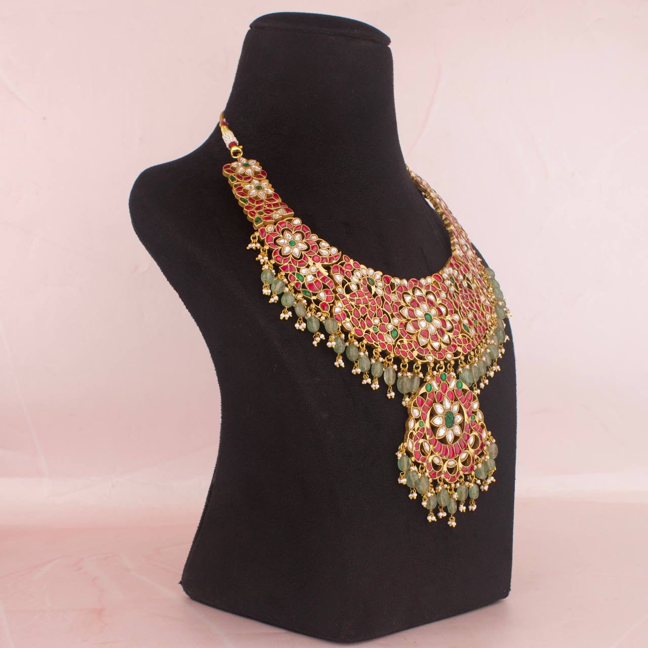 Bridal Grand Jadau Kundan Necklace With Green Beads & Pearls As Hangings