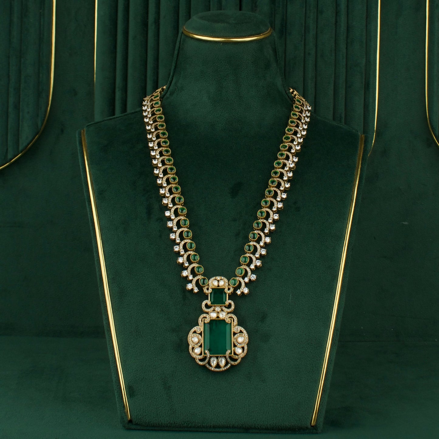 Royal Elegance Design Polki Victorian Necklace with Matching Earrings