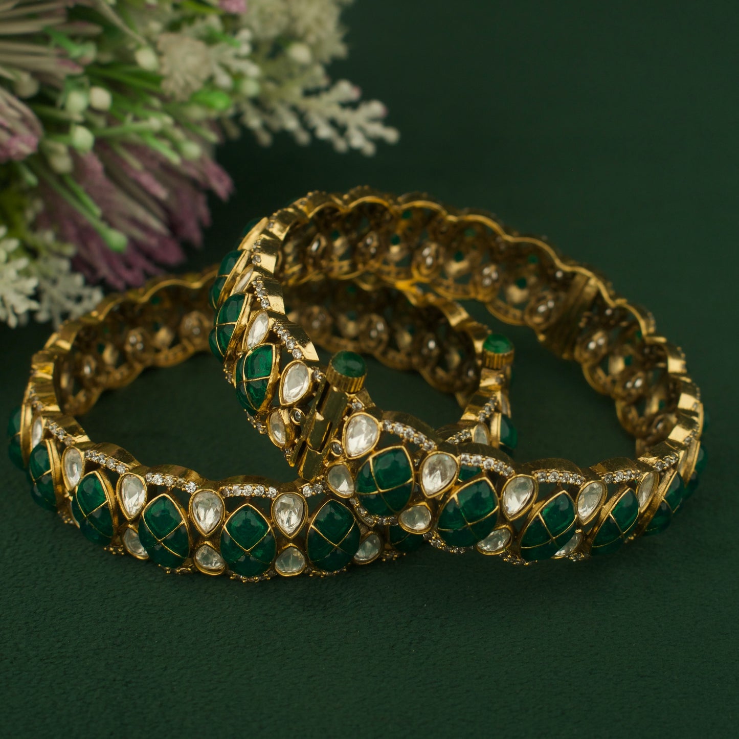 Elegant Design Fusion Kundan & Polki Victorian Bangles