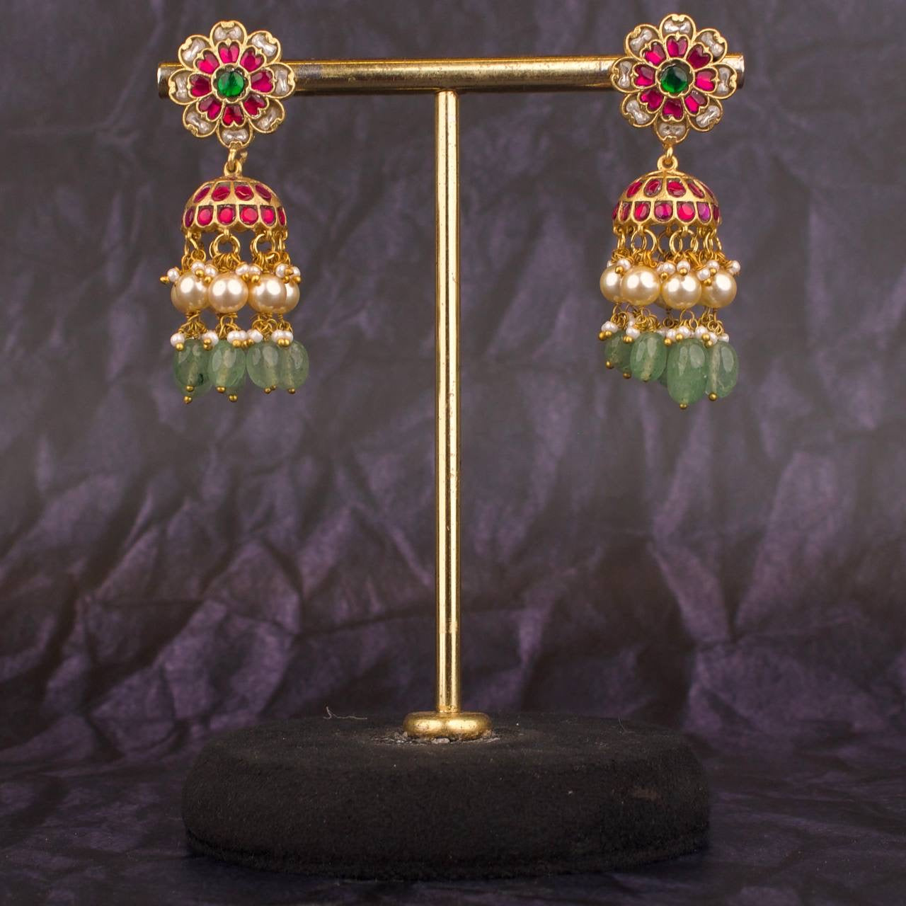 Floral Studded Jadau Kundan Jhumki With Pearl & Beads Hangings