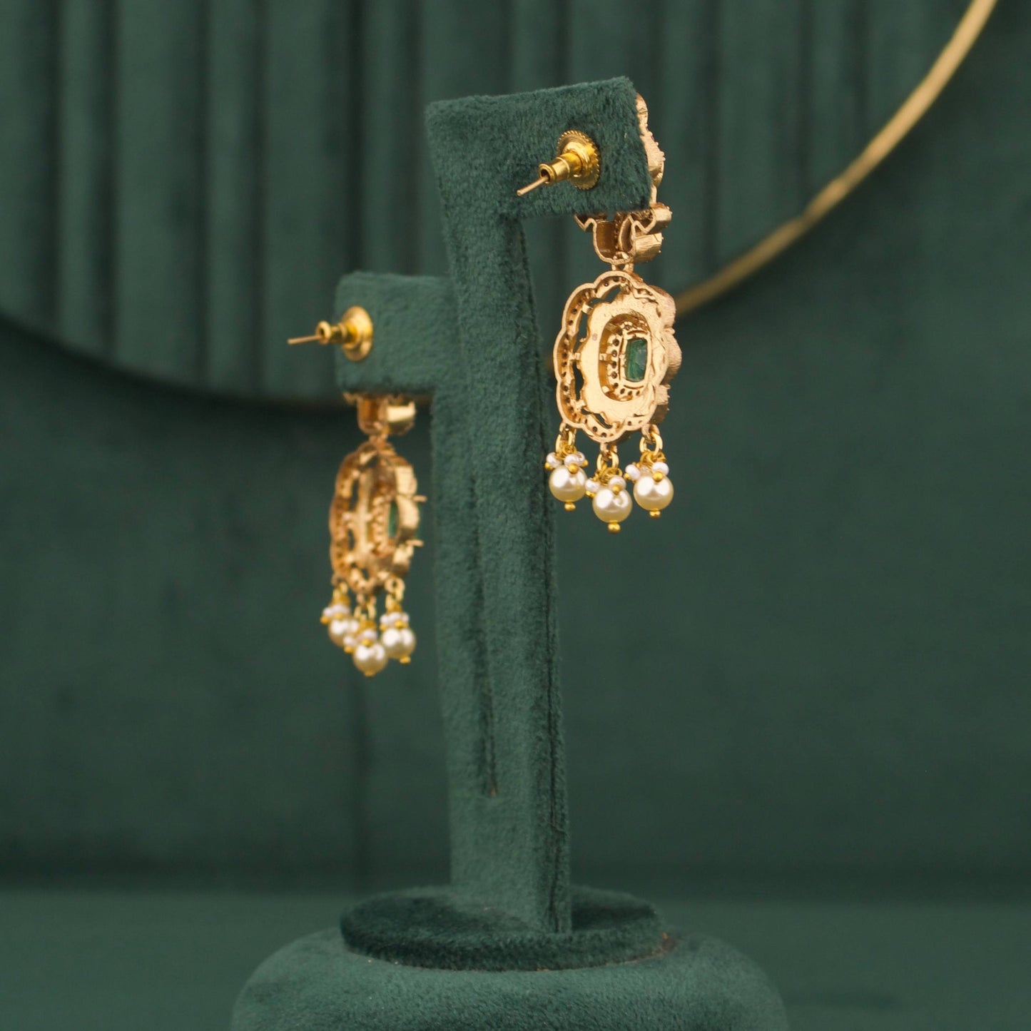 Stylish Victorian Choker With Matching Earrings