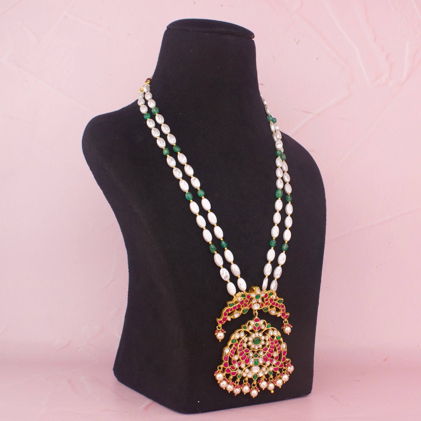 Classic White And Green Beads Mala With Jadau Kundan Statement Locket