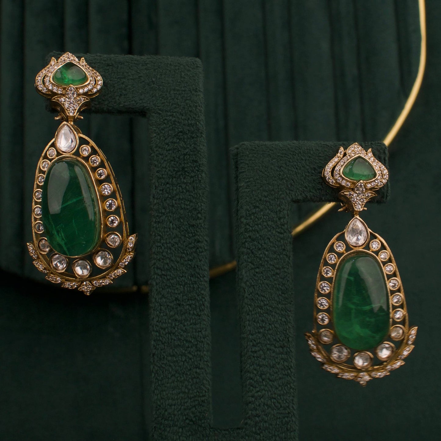 Classic Victorian Emerald Polki Necklace Set