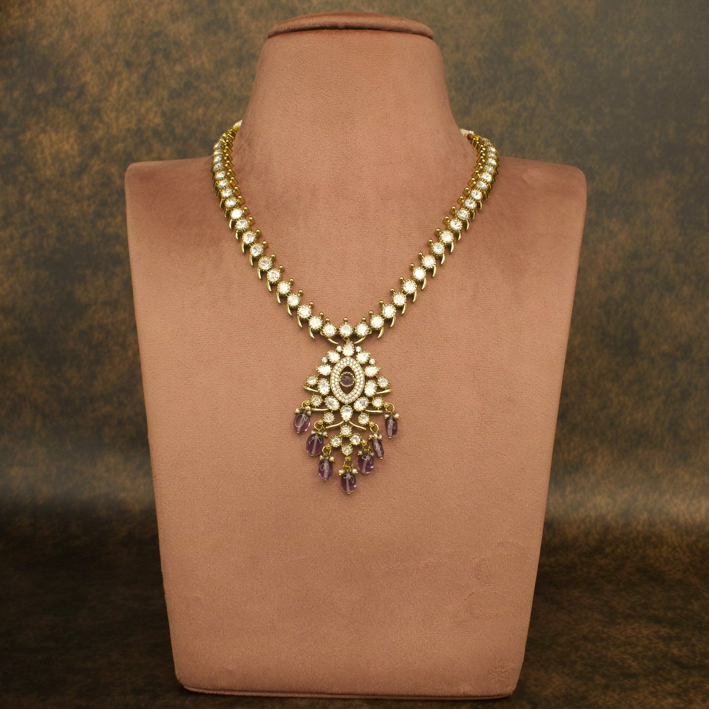 Victorian AD Necklace with push back earrings