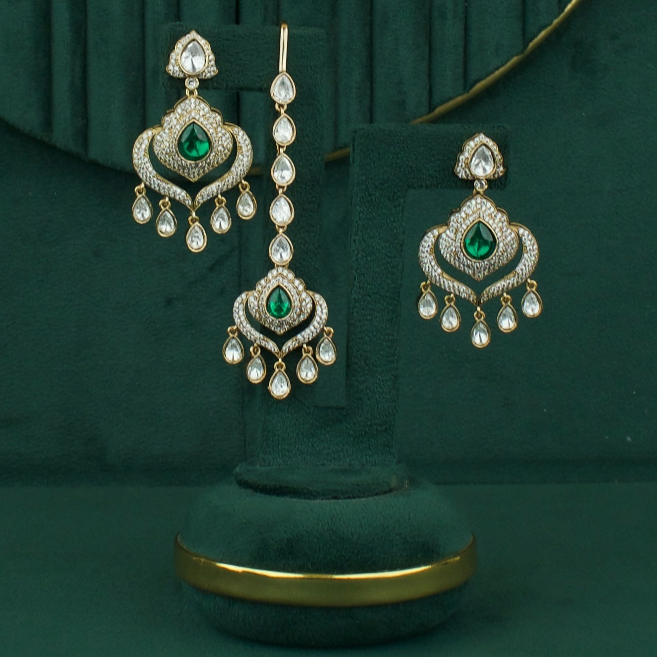 Traditional Polki Mehandi Victorian Choker Set With Matching Earrings And Maangtika