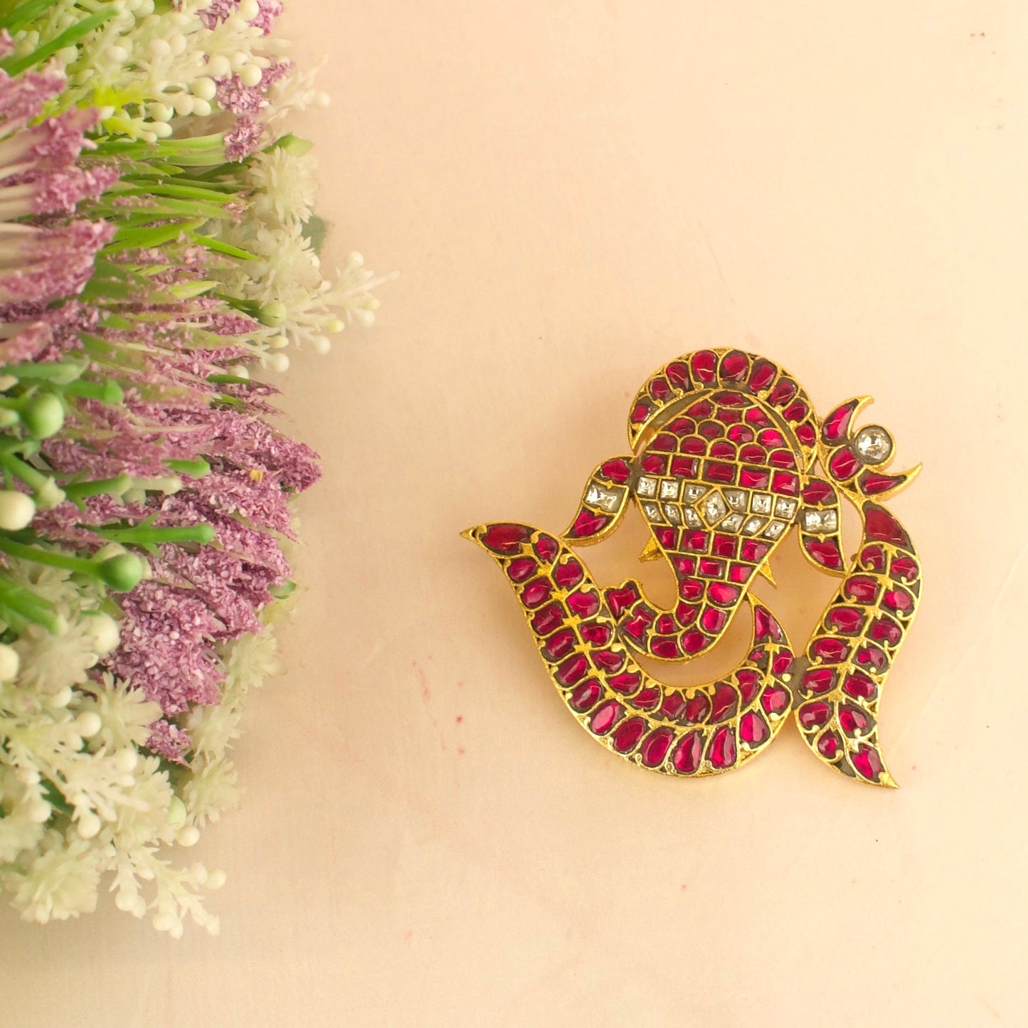 Impressive Ganesh Design Jadau Kundan Locket