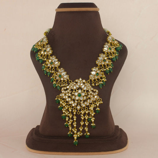 Regal Cascade: Jadau Kundan Necklace with Floral Motifs