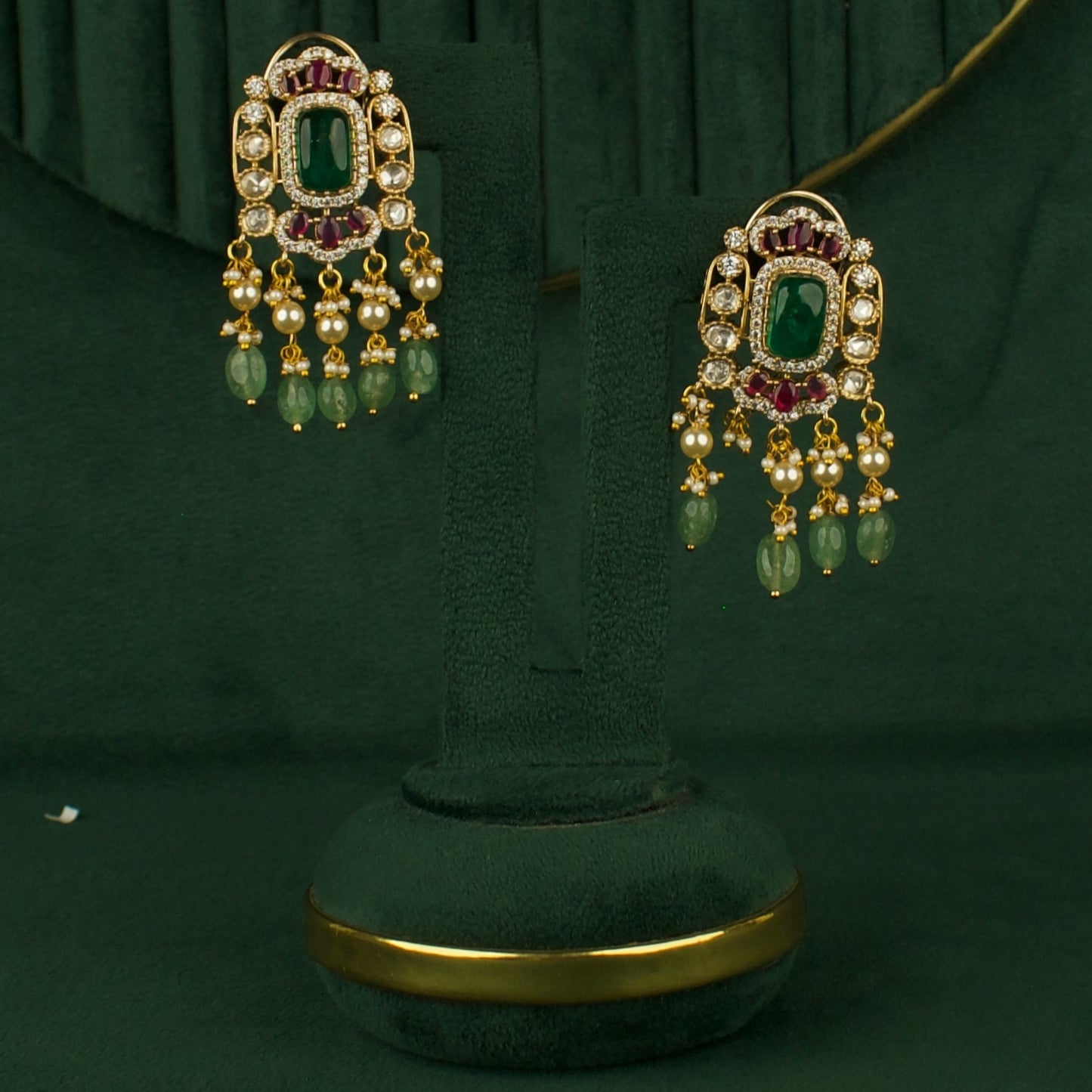 Festive Bridal Fusion Kundan & Polki Victorian Choker with Matching Earrings