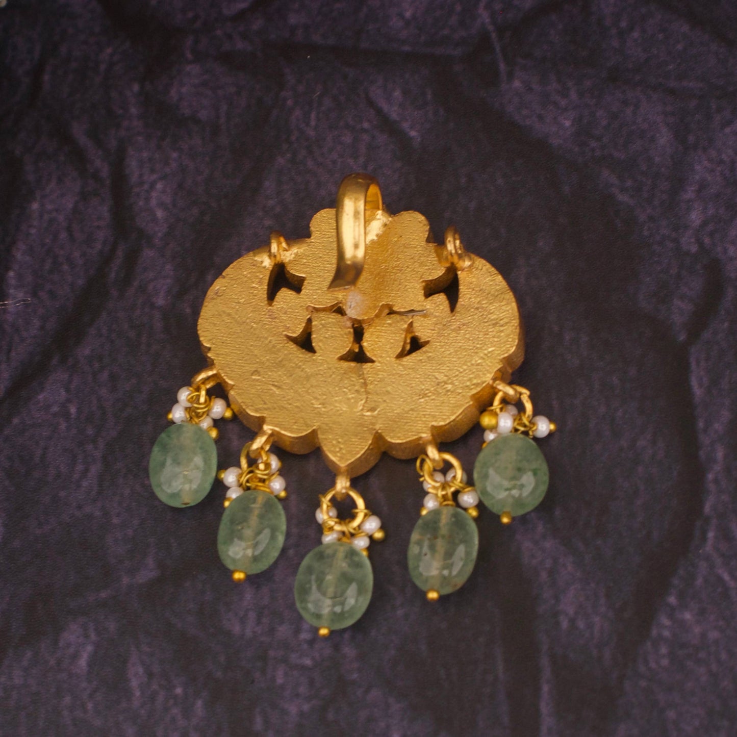 Cute Floral Chand Shaped Jadau Kundan Locket