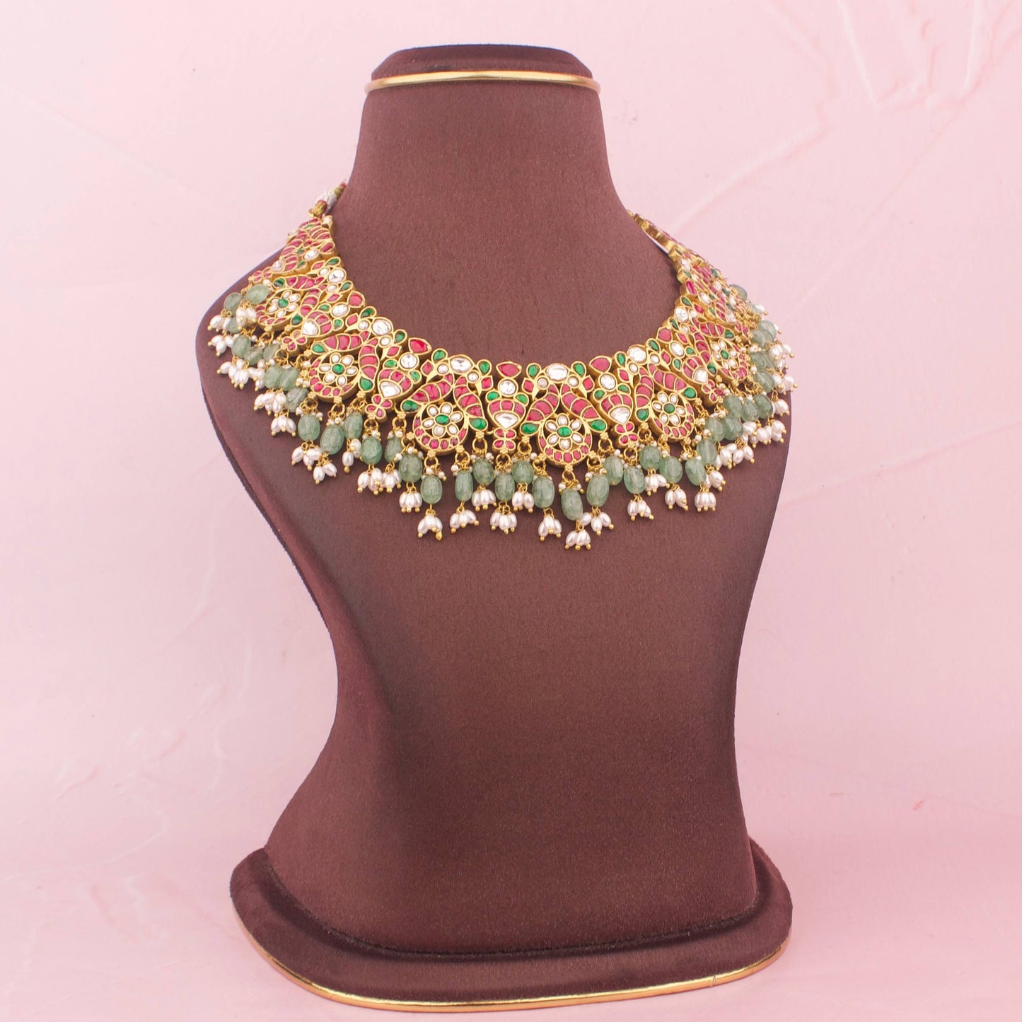 Close-Up Detail View of Graceful Jadau Kundan Short Necklace With Beads & Pearls Hangings | Dulhan Jewels