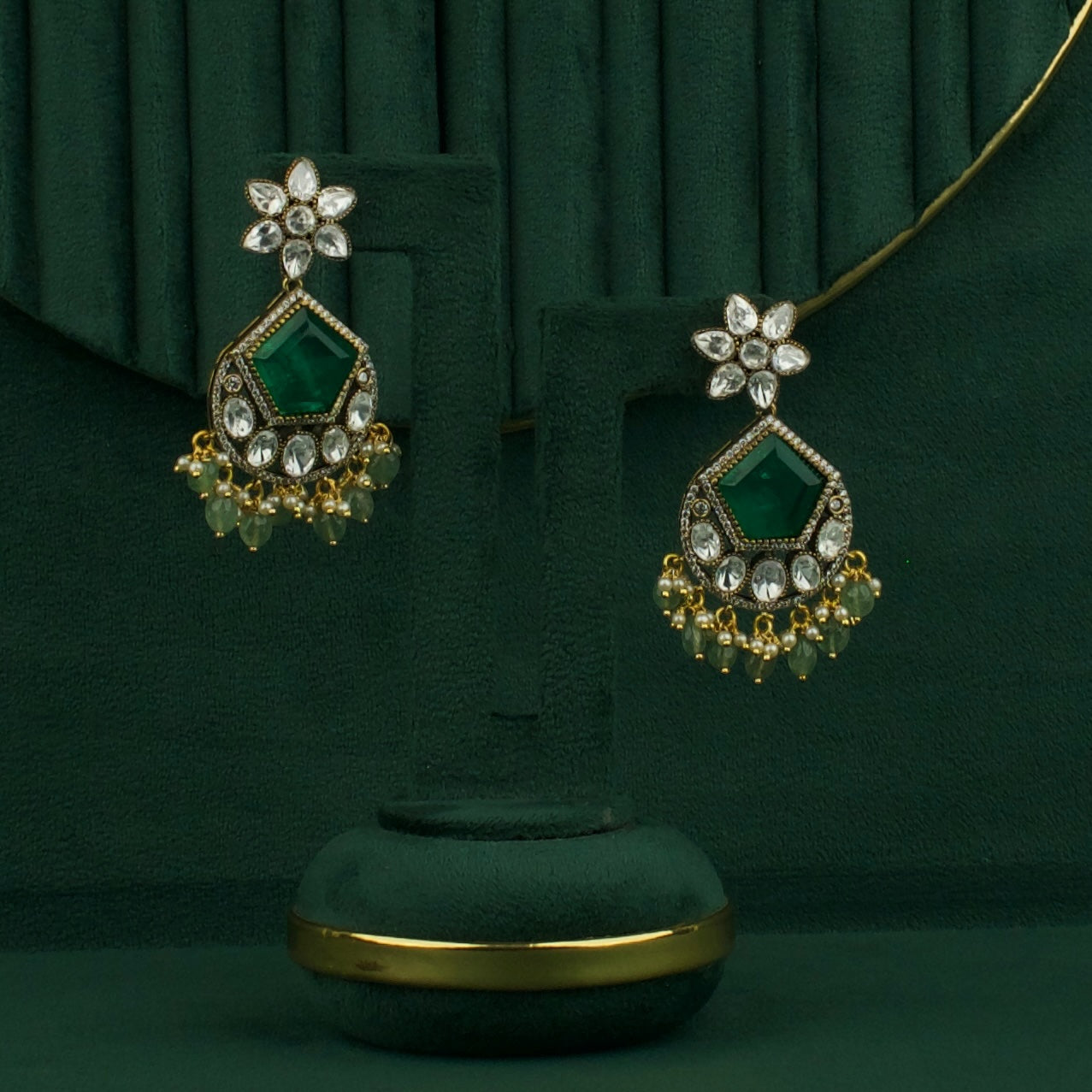 Alluring Two-Line Victorian Necklace Set