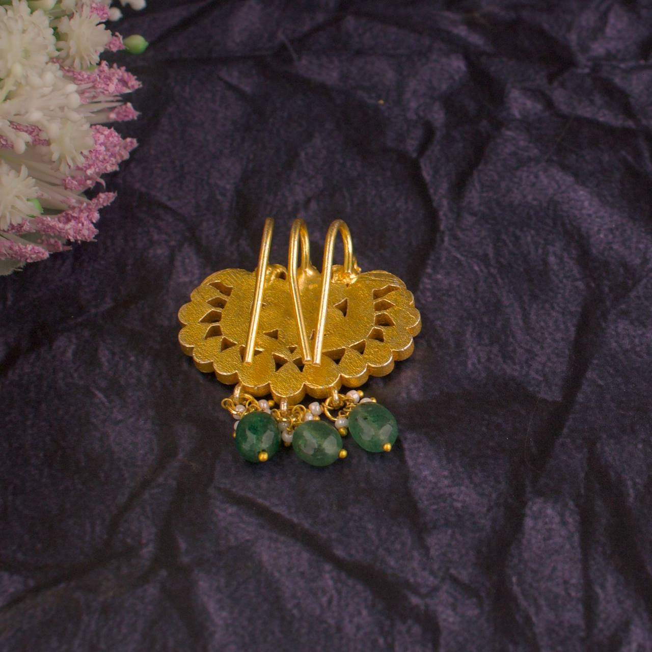 Mini Jadau Kundan Hair Pin With Green Beads Hangings