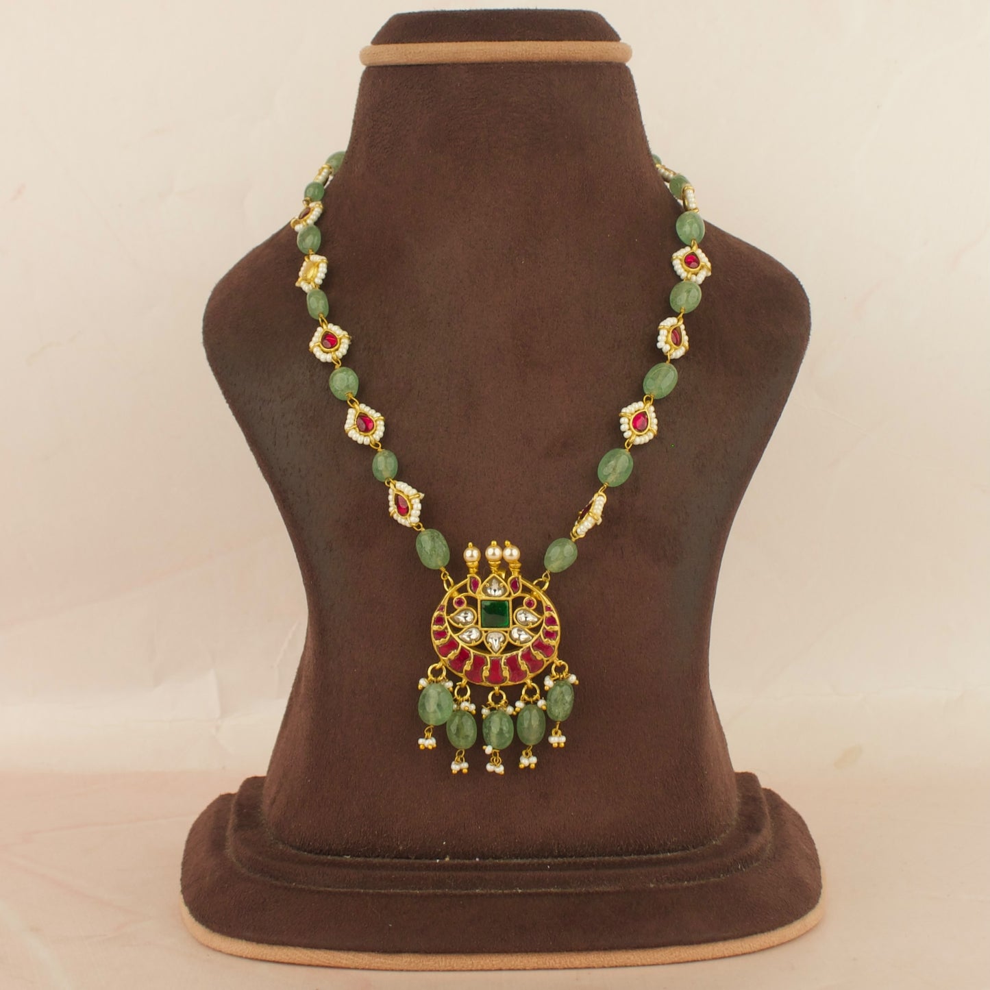 Sleek Statement Design Jadau Kundan Beads Necklace