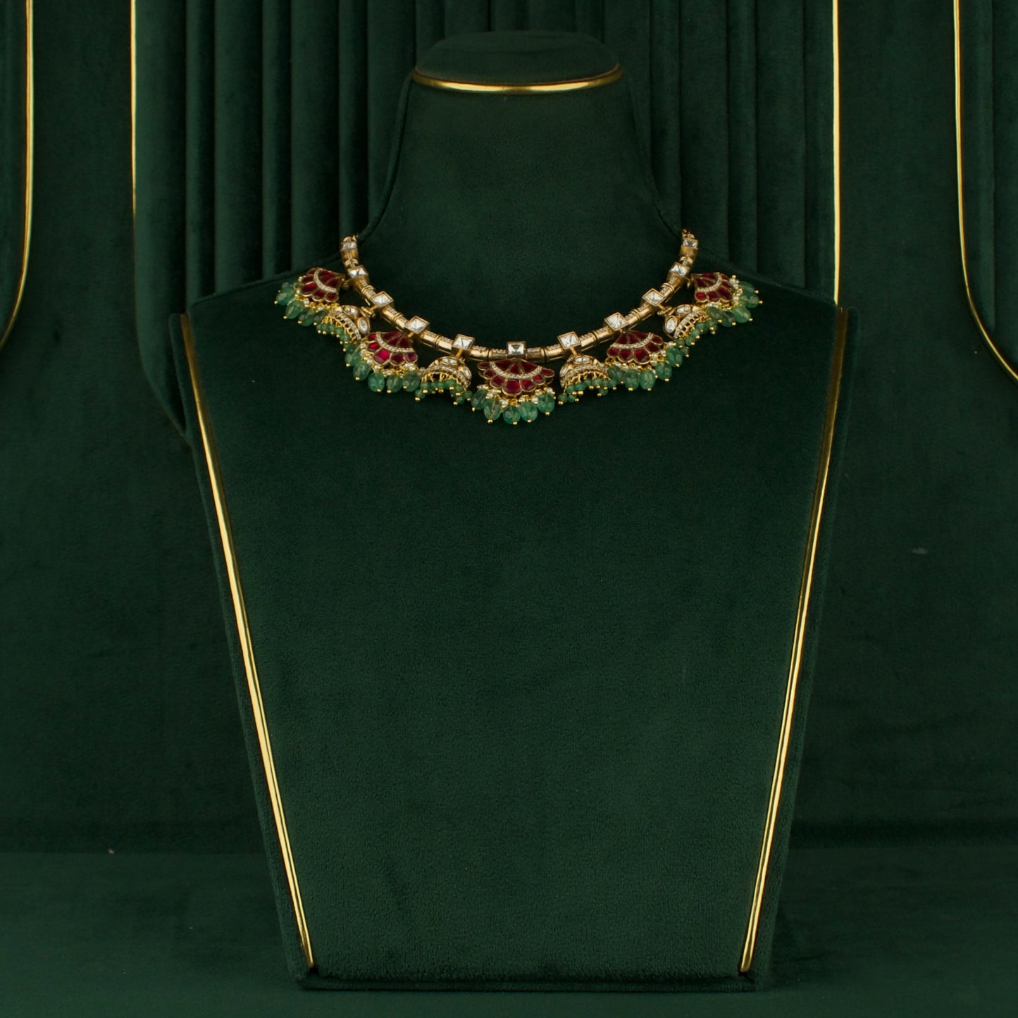 Graceful Sleek Butta ChandBali Design Polki Victorian Necklace Seth