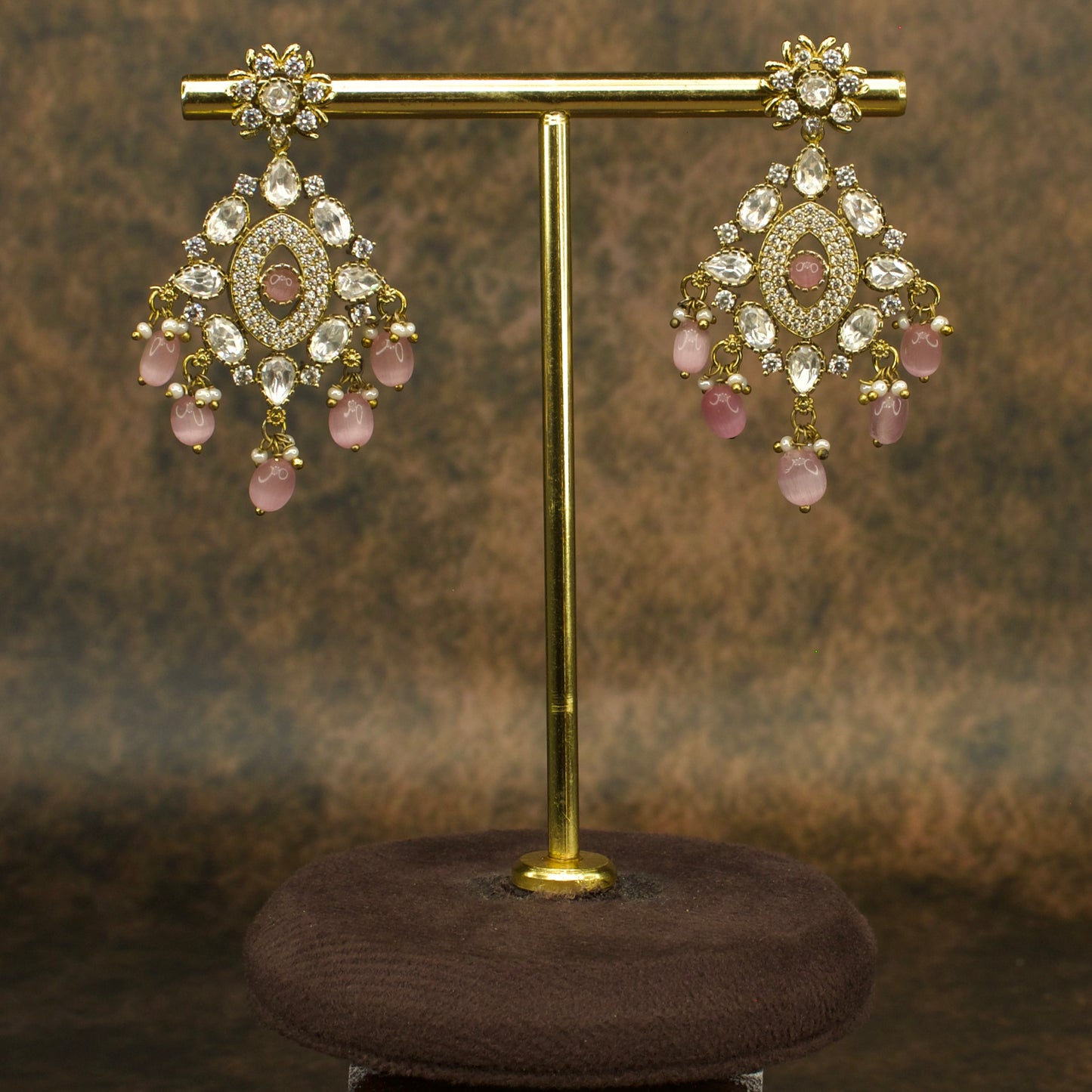 Victorian AD Necklace with push back earrings