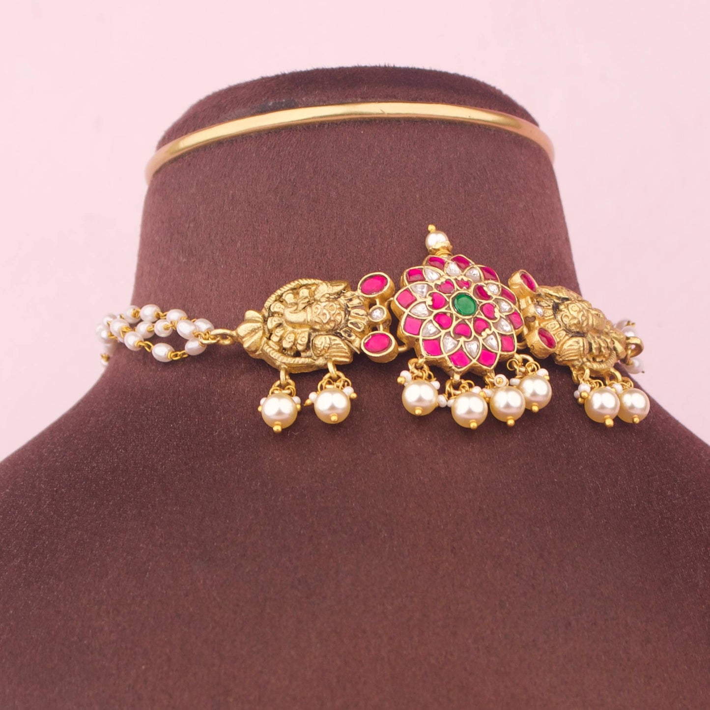 Antique Jadau Kundan Choker With Pearl Drops