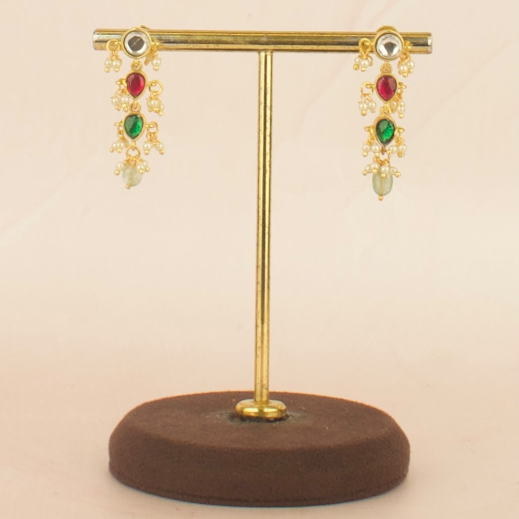 Regal Sleek Design Jadau Kundan Earrings