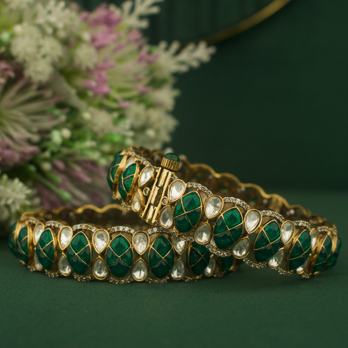 Elegant Design Fusion Kundan & Polki Victorian Bangles