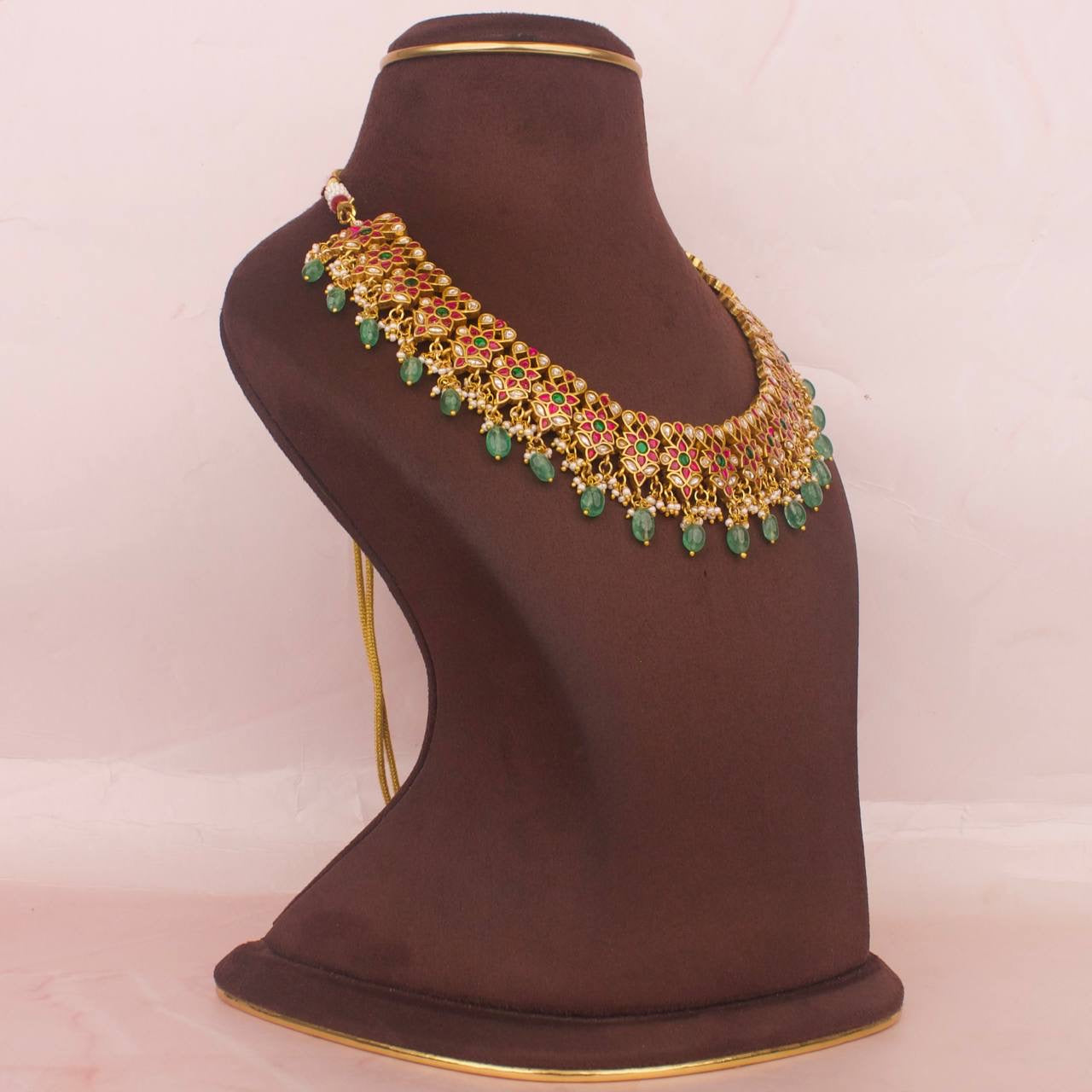 Traditional Floral Design Jadau Kundan Necklace