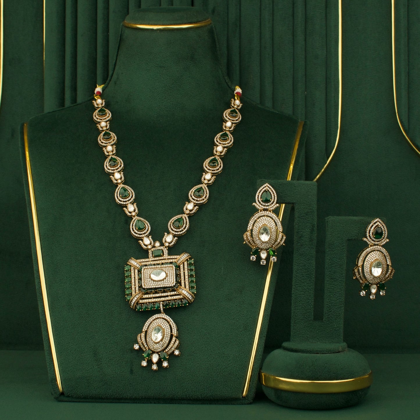Sleek Design Fusion Kundan & Polki Victorian Long Necklace Set