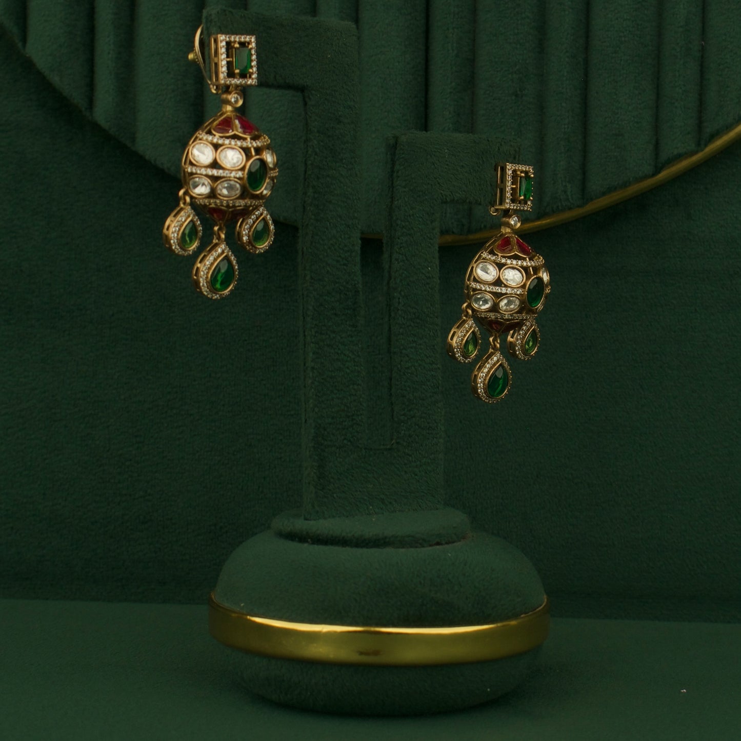 Designer Fusion Kundan & Polki Victorian Necklace with Matching Earrings