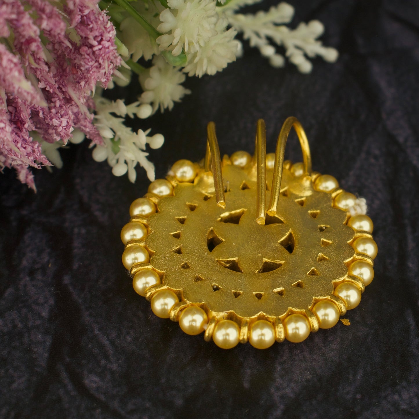 Unique Floral Design Jadau Kundan Hairpin with Swarovski Pearls Bordering