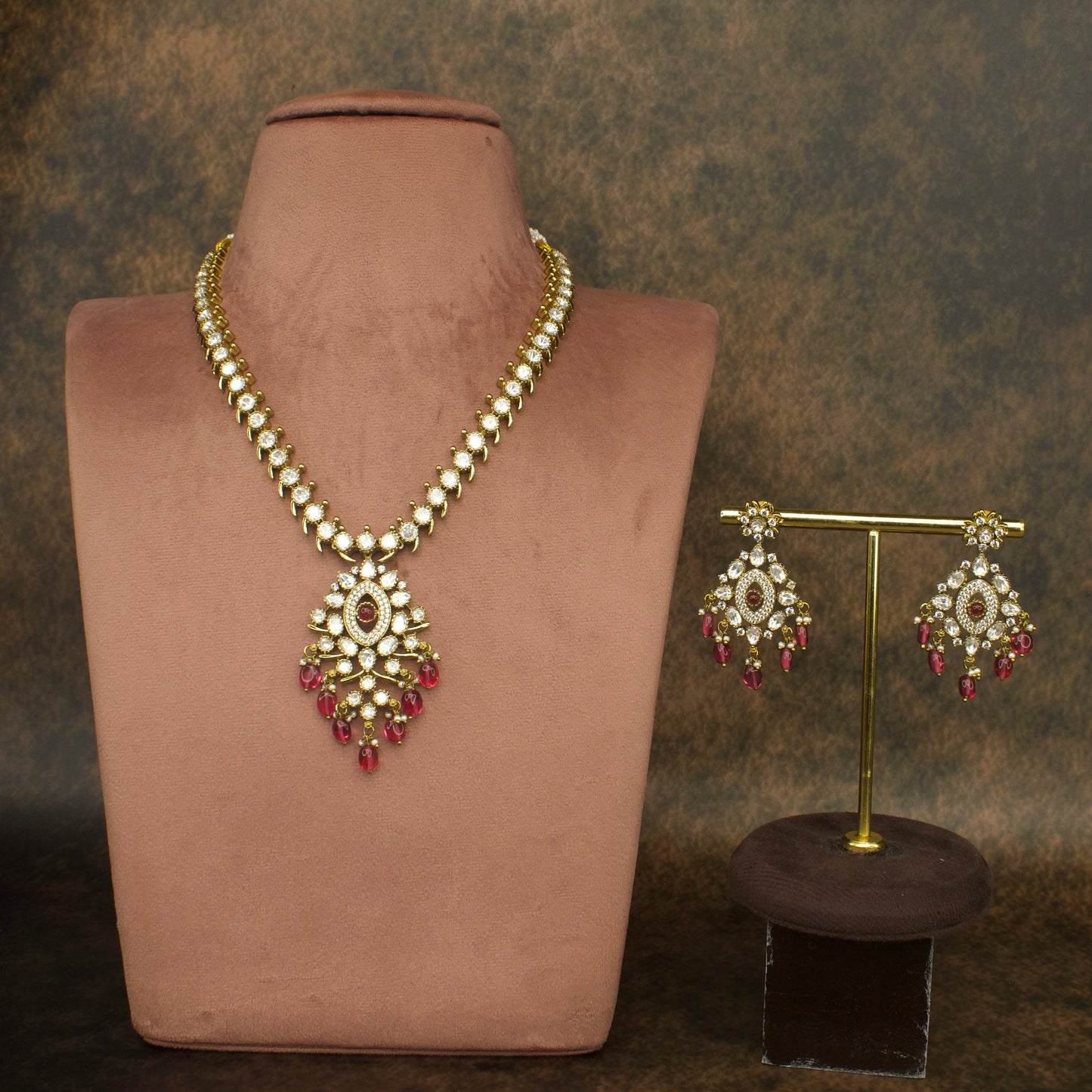 Victorian AD Necklace with push back earrings