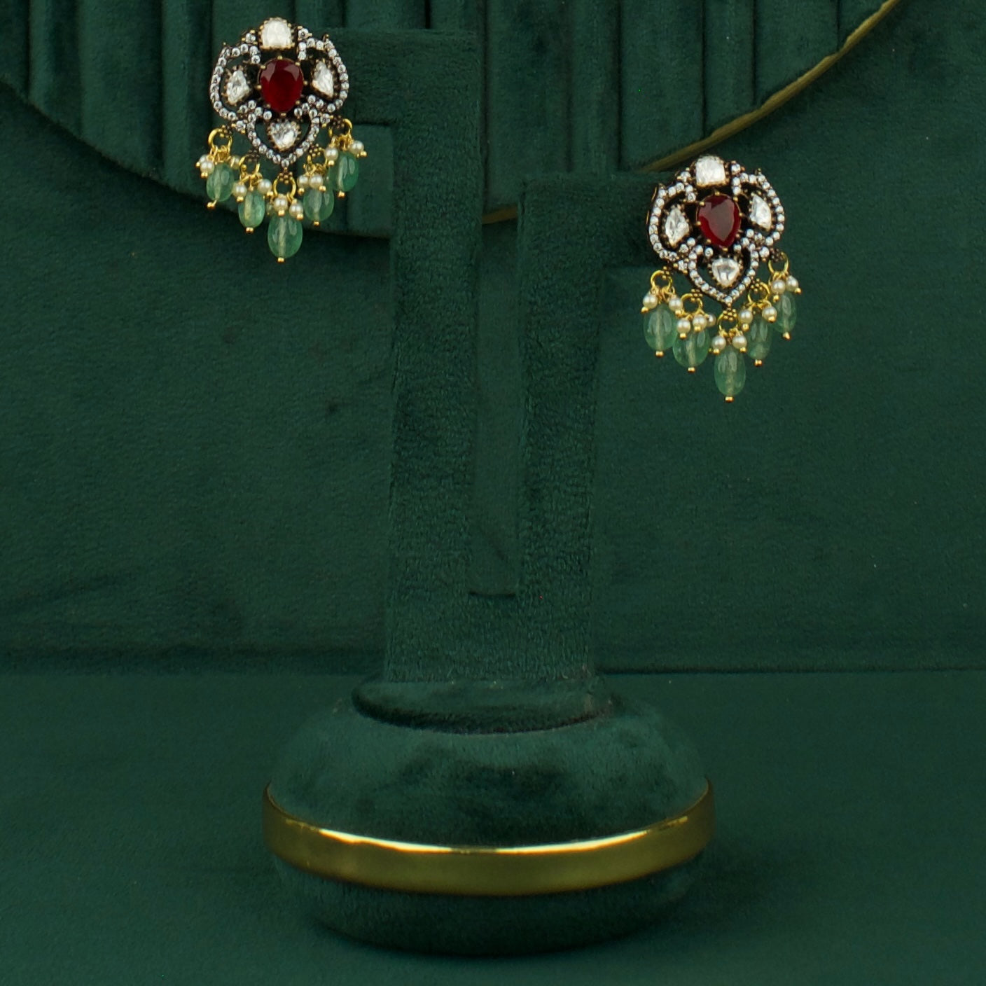 Sleek Design Fusion Kundan & Polki Victorian Double Layer Haram With Matching Earrings