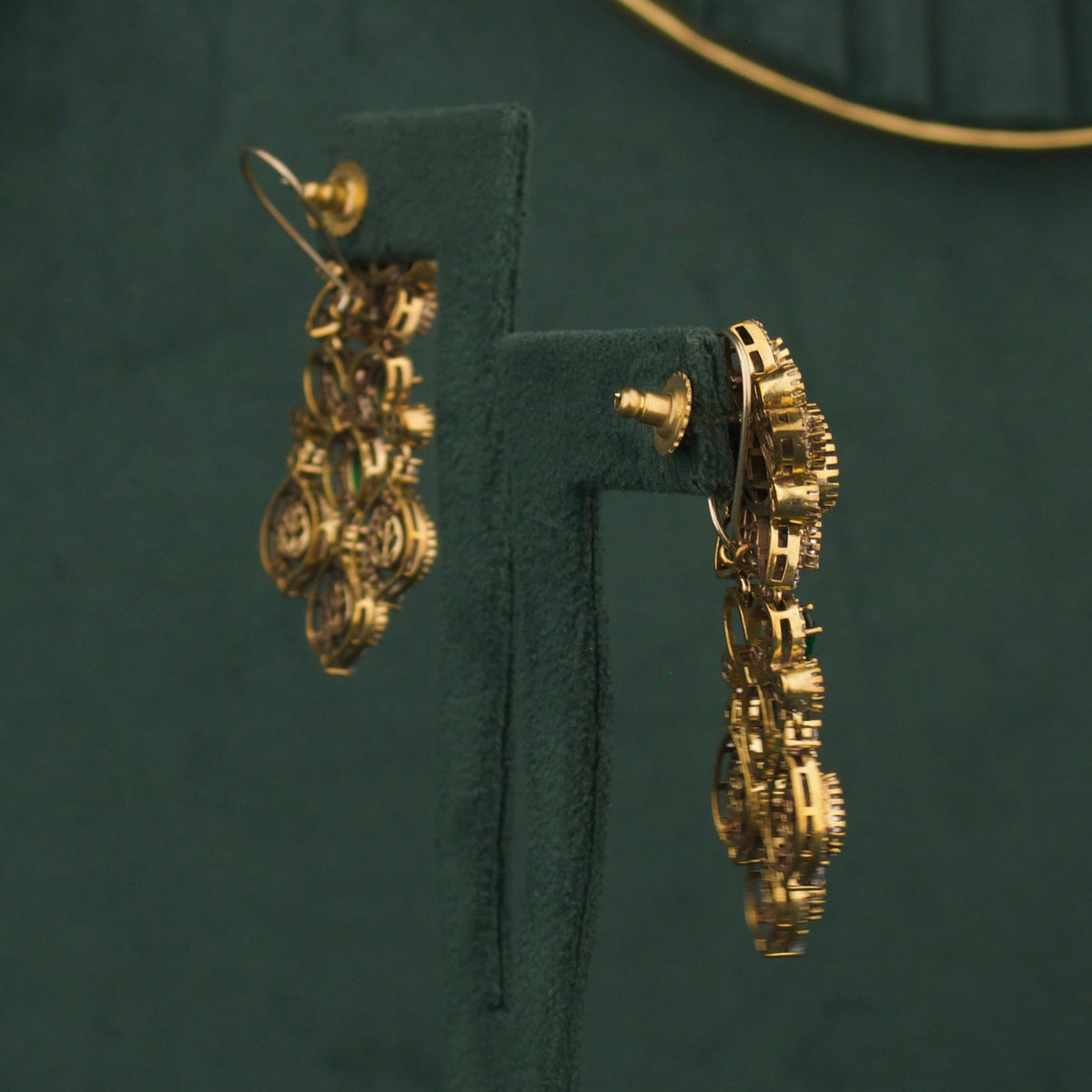 Royal Elegance Floral Design Polki Victorian Necklace Set