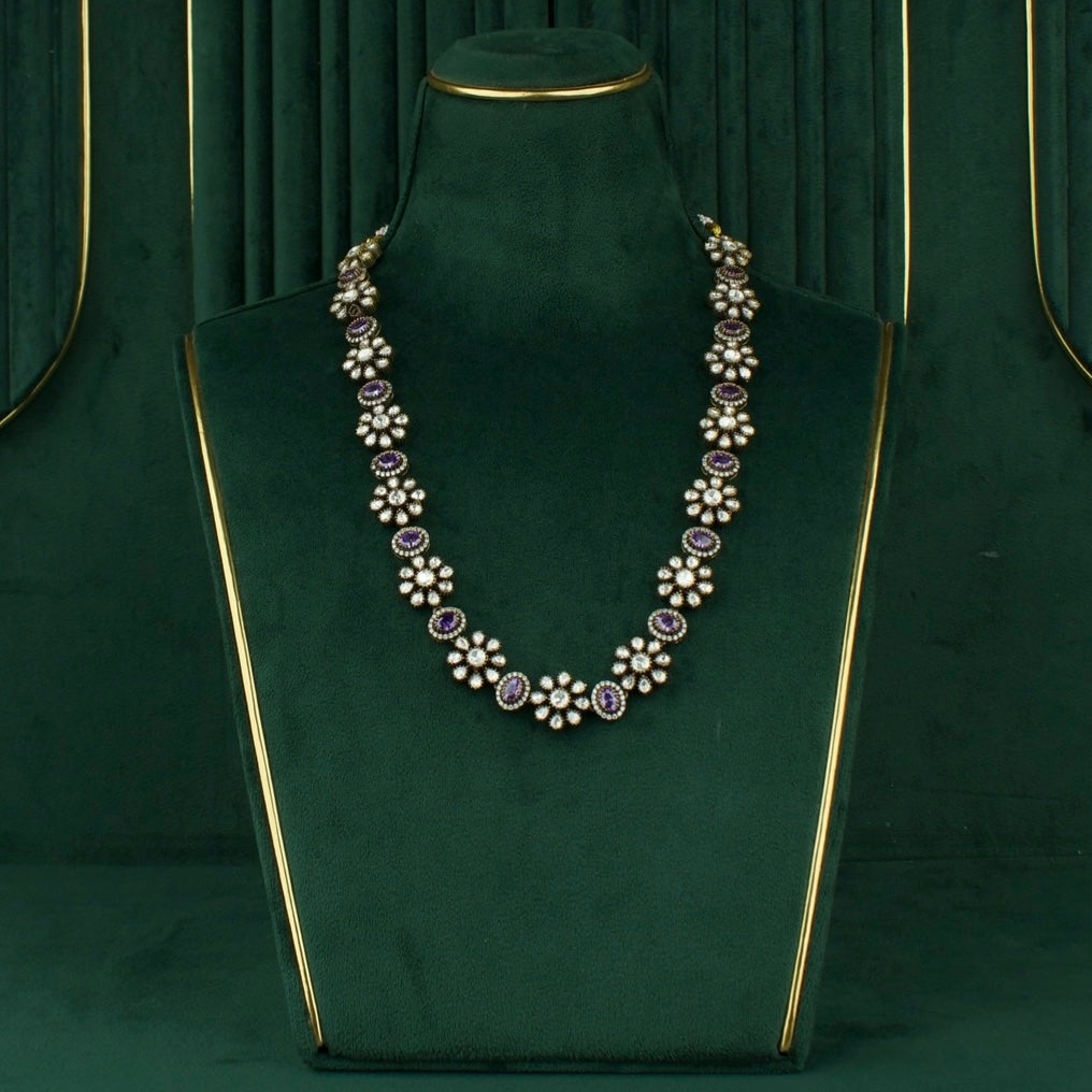 Floral Sleek Design Polki Victorian Necklace With Matching Earrings