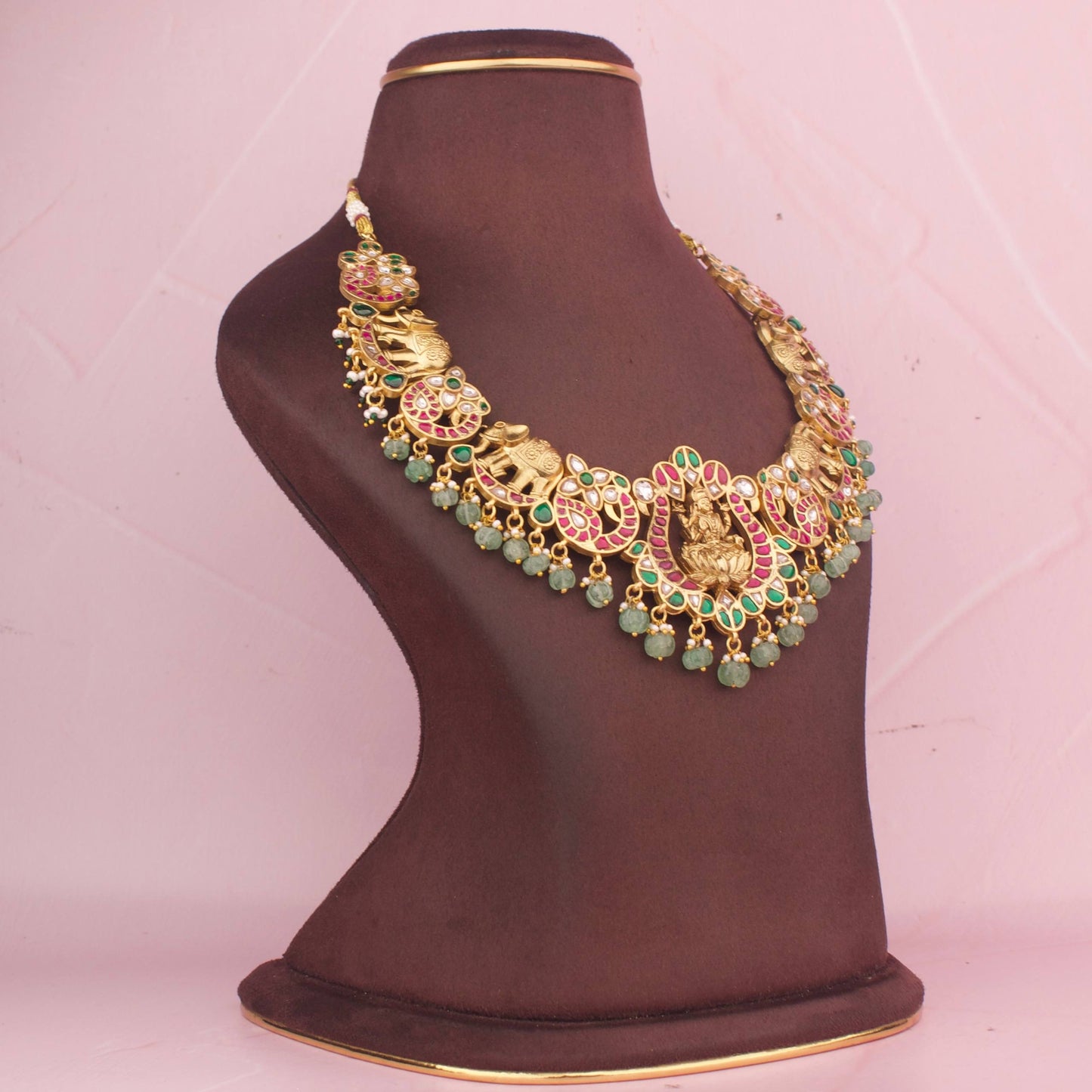 Divine Lakshmi Jadau Kundan Necklace with Intricate Temple Motifs