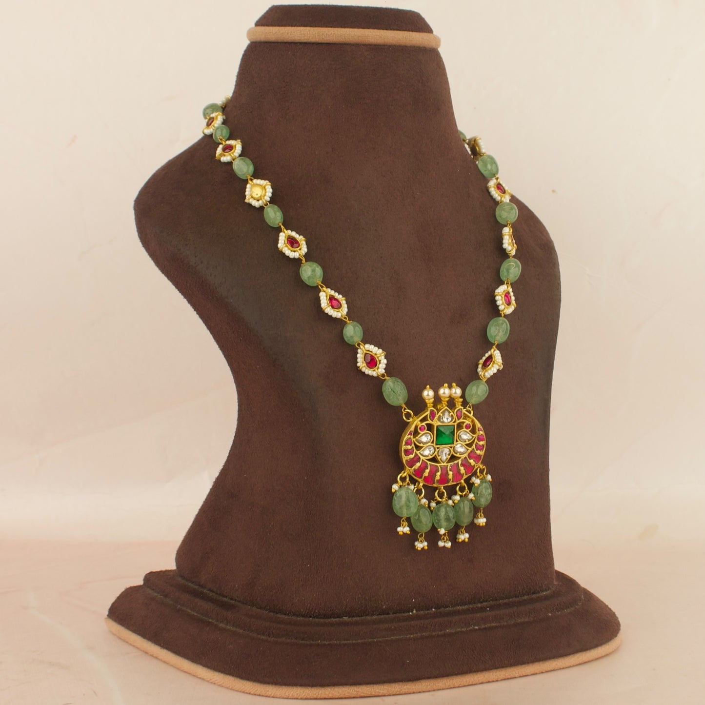 Sleek Statement Design Jadau Kundan Beads Necklace