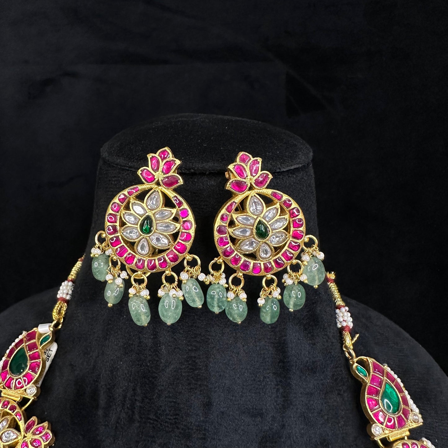 Opulent Jadau Kundan Round Motif Necklace Set with Earrings - DULHAN JEWELS