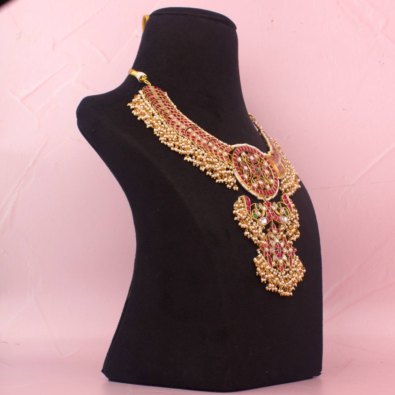 Grand Jadau Kundan Necklace With Guttapusalu Hangings