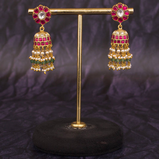 Handcrafted Jadau Kundan Earrings – Exquisite Traditional Wear