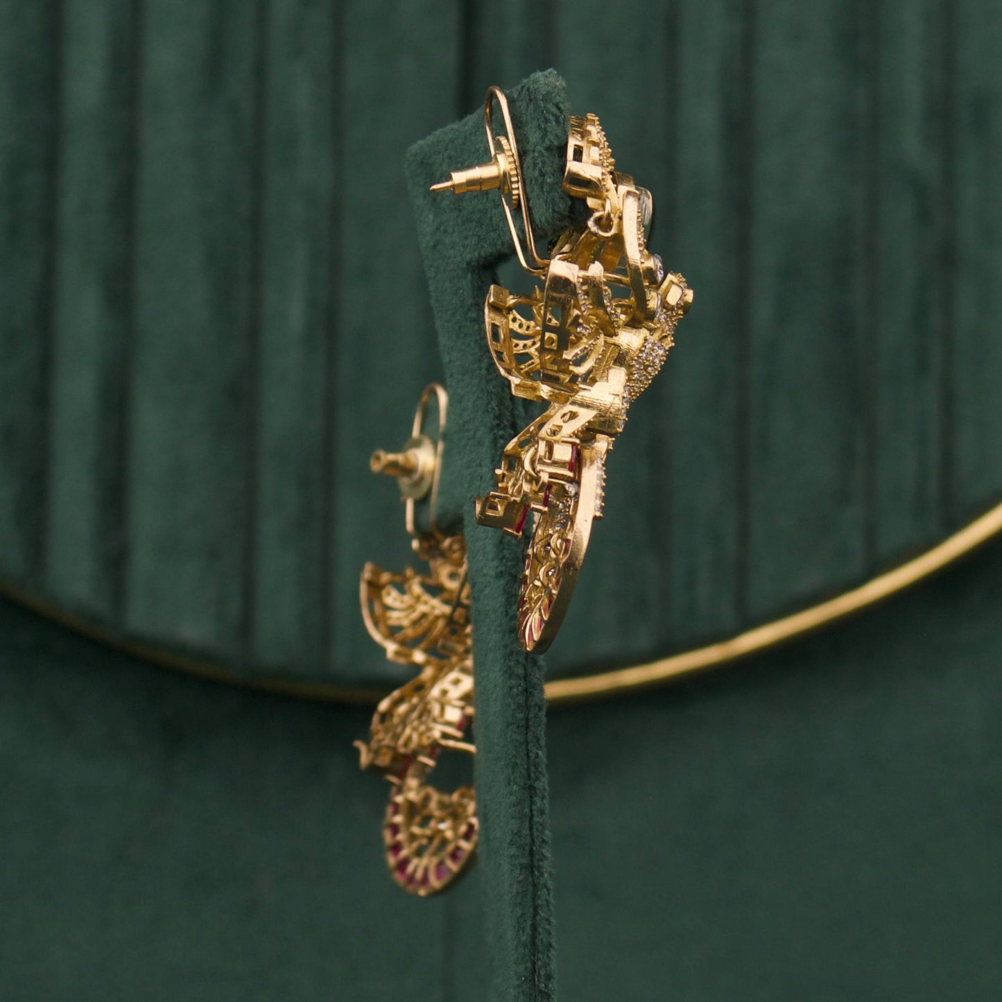 Designer Eagle Victorian Necklace Set With Earrings