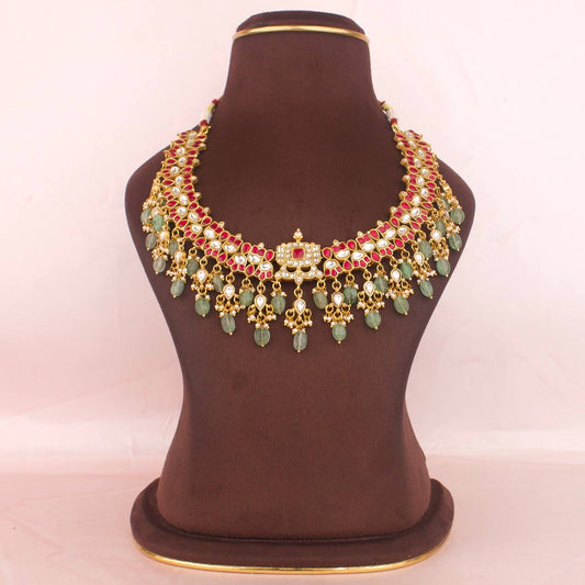 Elegant Jadau Kundan Necklace With Kundan Locket Droplets