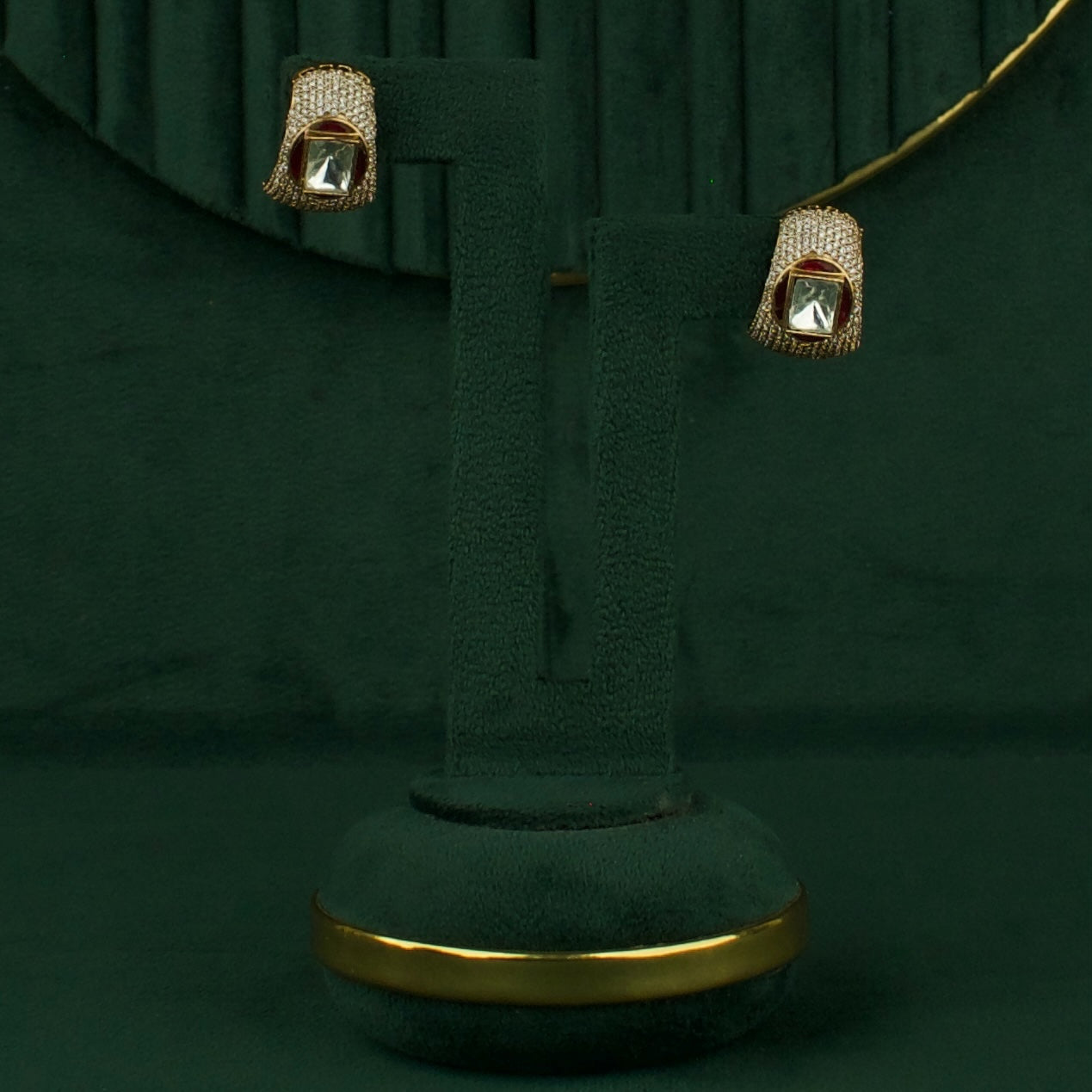 Sleek Square shape Polki Victorian Short Necklace with Matching Earrings