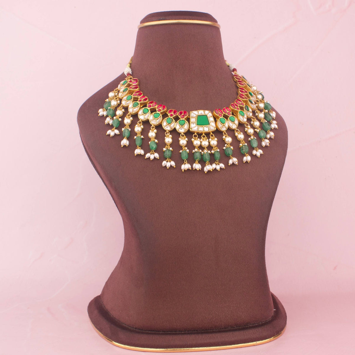 Regal Emerald Jadau Kundan Necklace With Emerald Beads