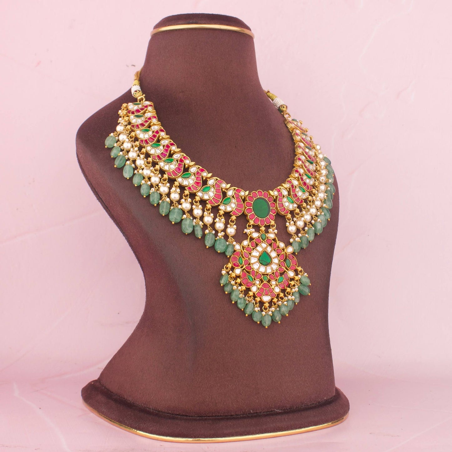 Elegant Jadau Kundan Necklace With Floral Locket