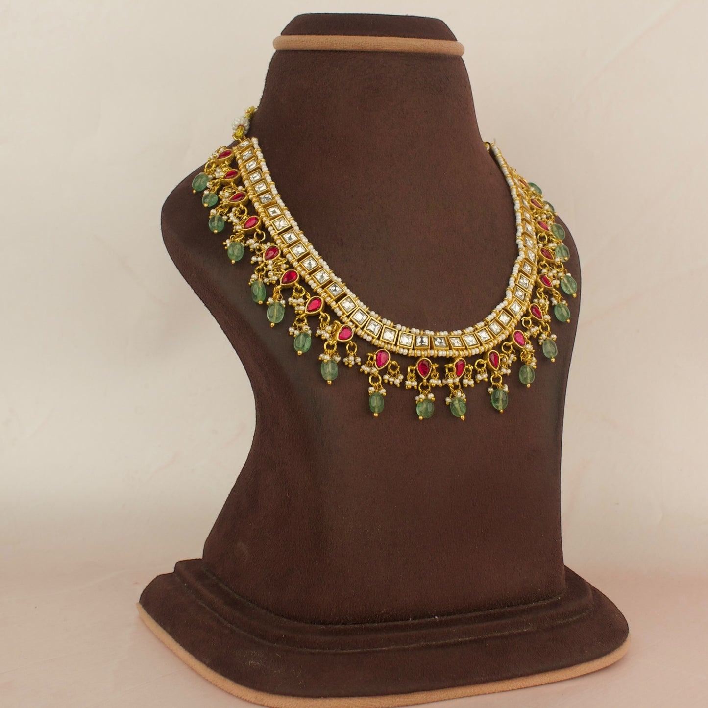 Sleek Jadau Kundan Necklace