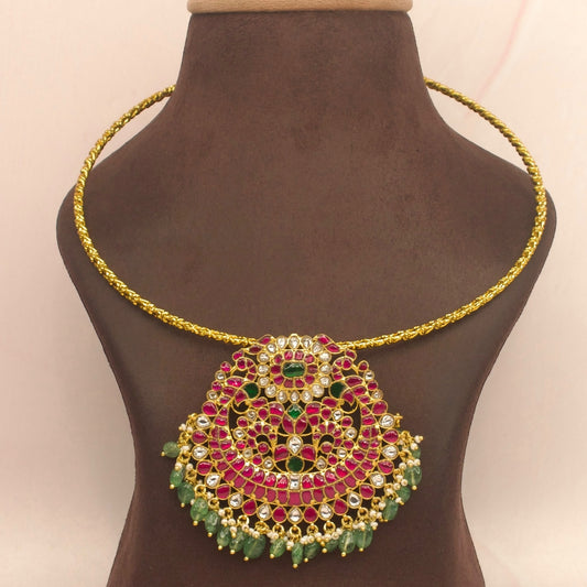 Grand Jadau Kundan Pendant Kanti Necklace