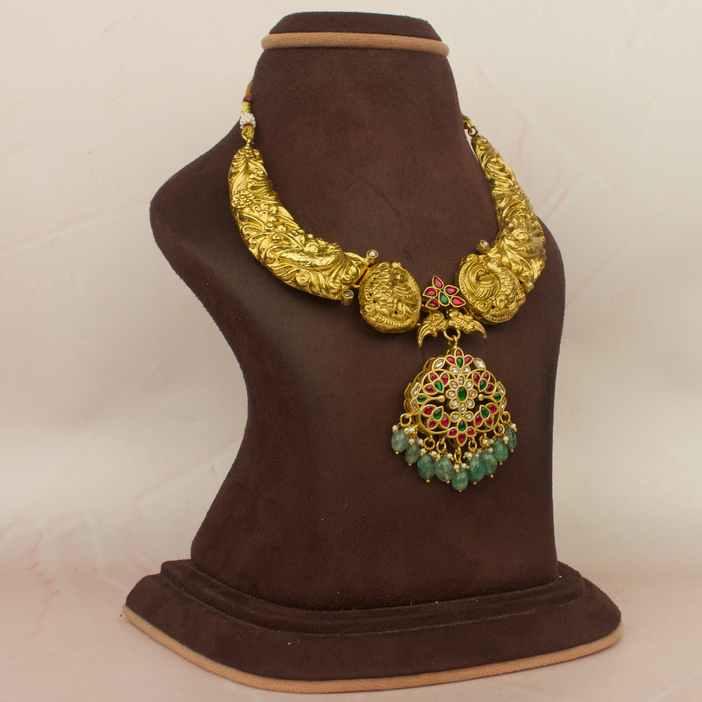 Regal Jadau Kundan Kanti Necklace with Intricate Peacock Motifs