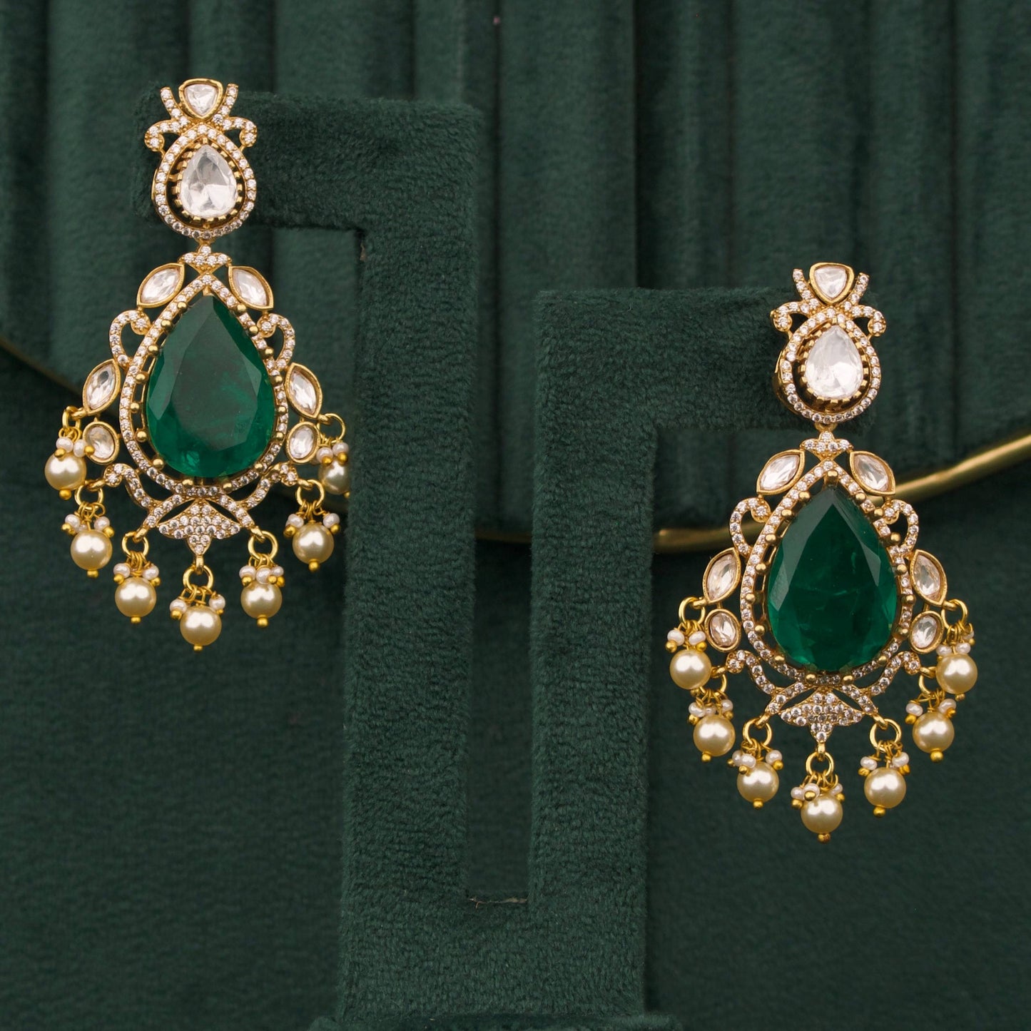Victorian Choker Necklace set With Earrings And Maang Tikka
