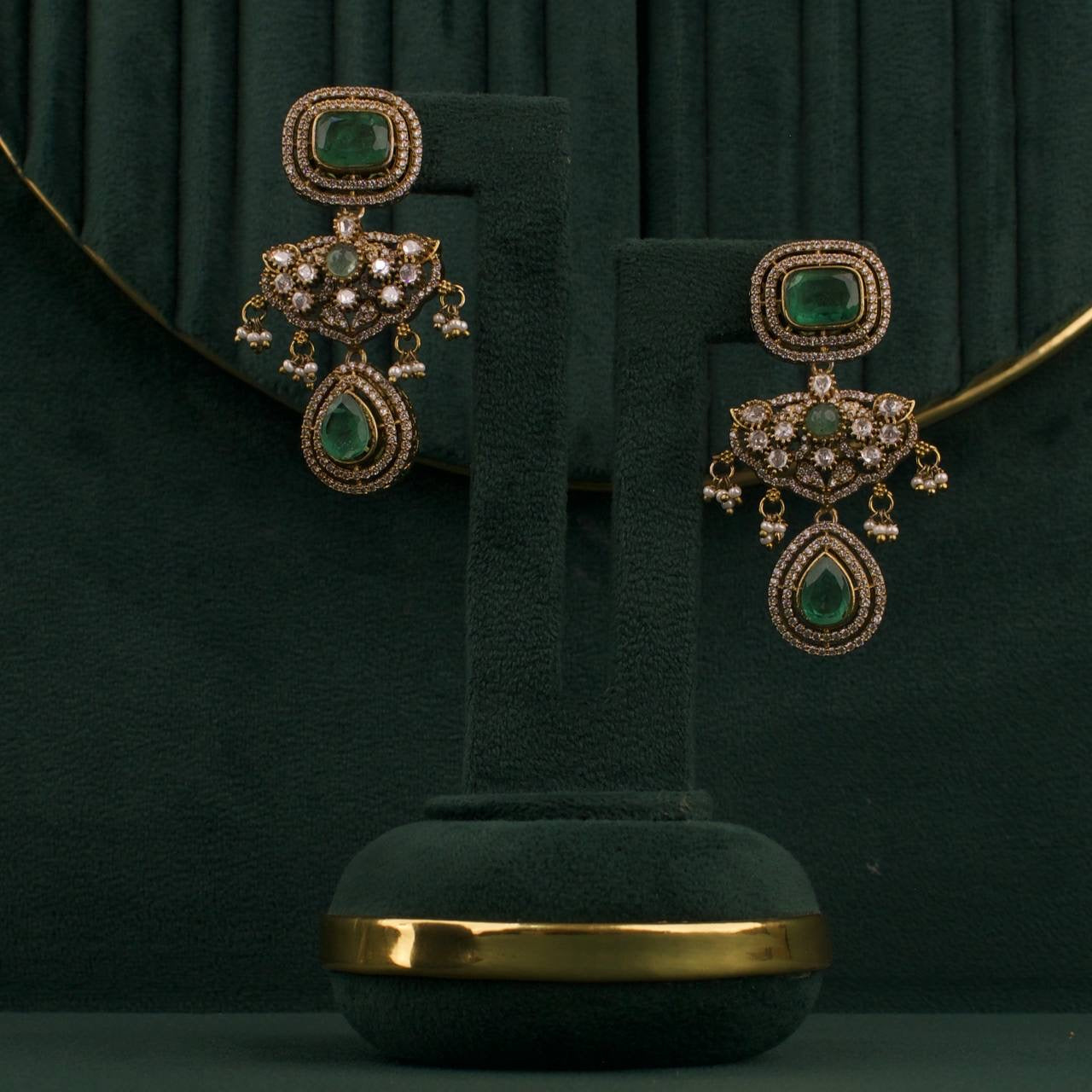 Royal Elegance Polki Victorian Short Necklace with Matching Earrings