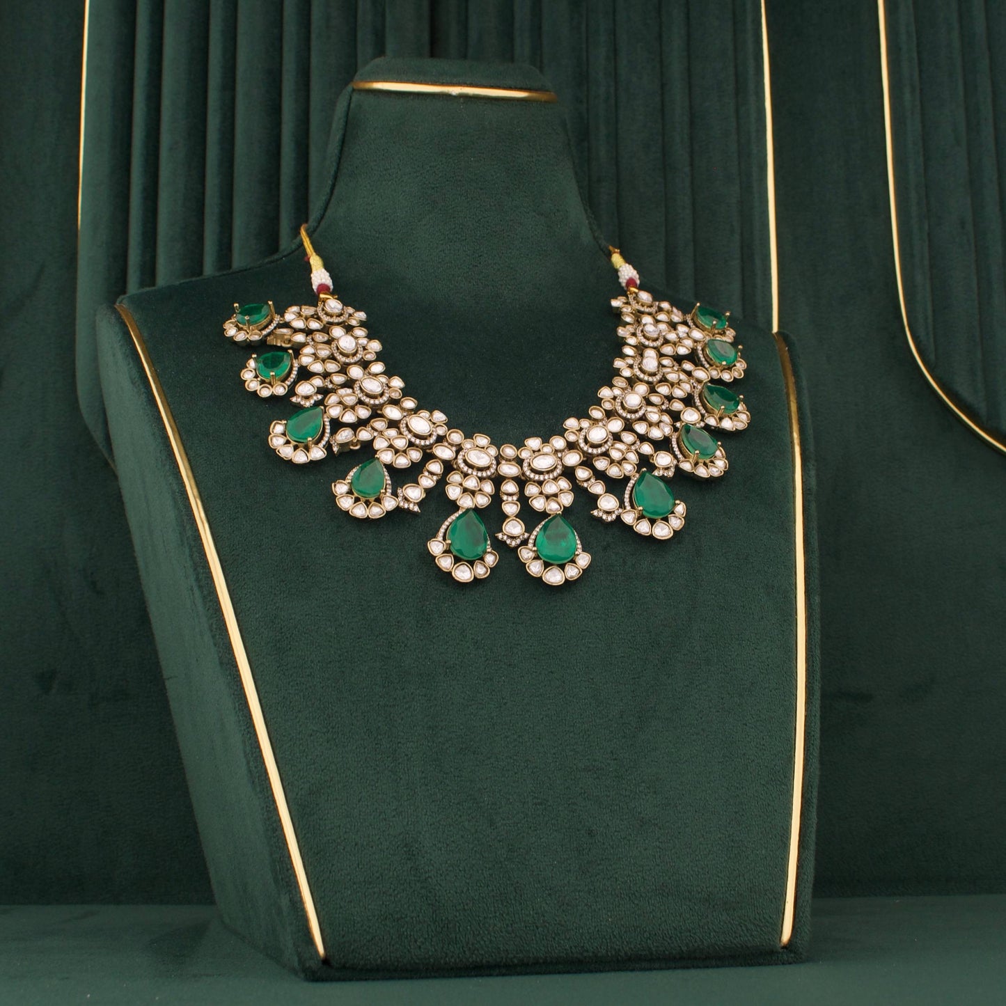 Elegant Victorian Polki Necklace Set With Emerald Drops