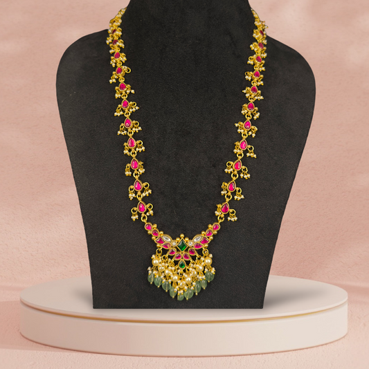 Jadau Kundan Short Necklace