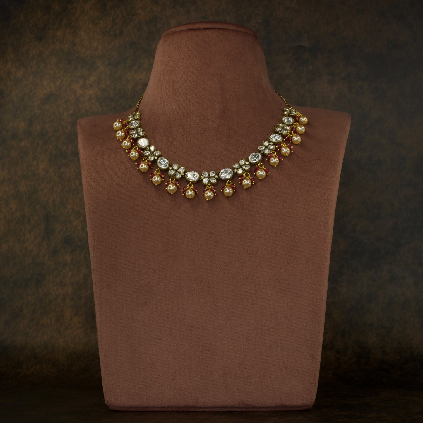 Minimalistic Short Victorian Polki Necklace setwith High Quality Victorian finish. This product belongs to Victorian jewellery category