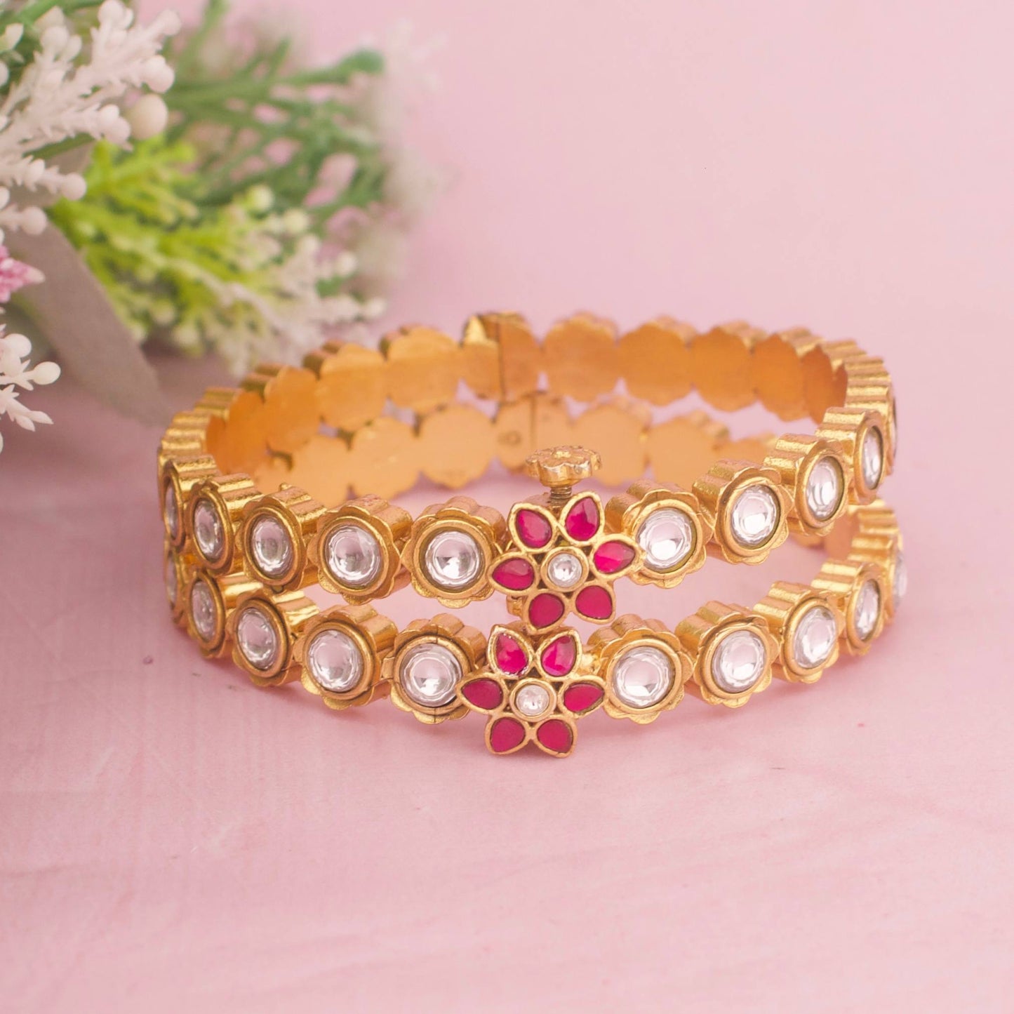 Classy Jadau Kundan Bangle With Floral Center