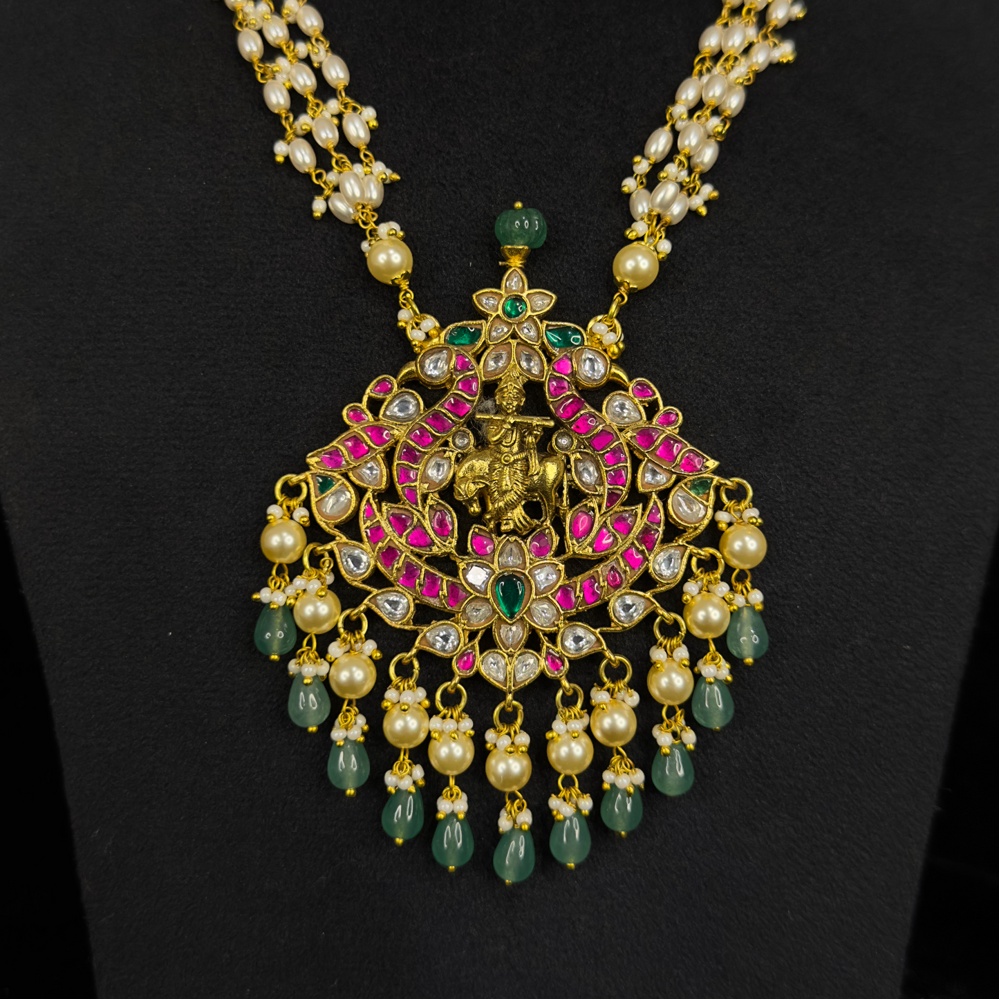 Lord Krishna Jadau Kundan Pendant With Pearl & Coral chain